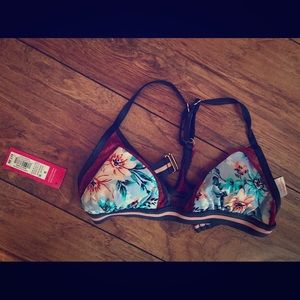 NWT floral bikini top size small
